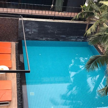 V20 Boutique Jacuzzi Hotel - Sha Extra Plus Bangkok Dış mekan fotoğraf