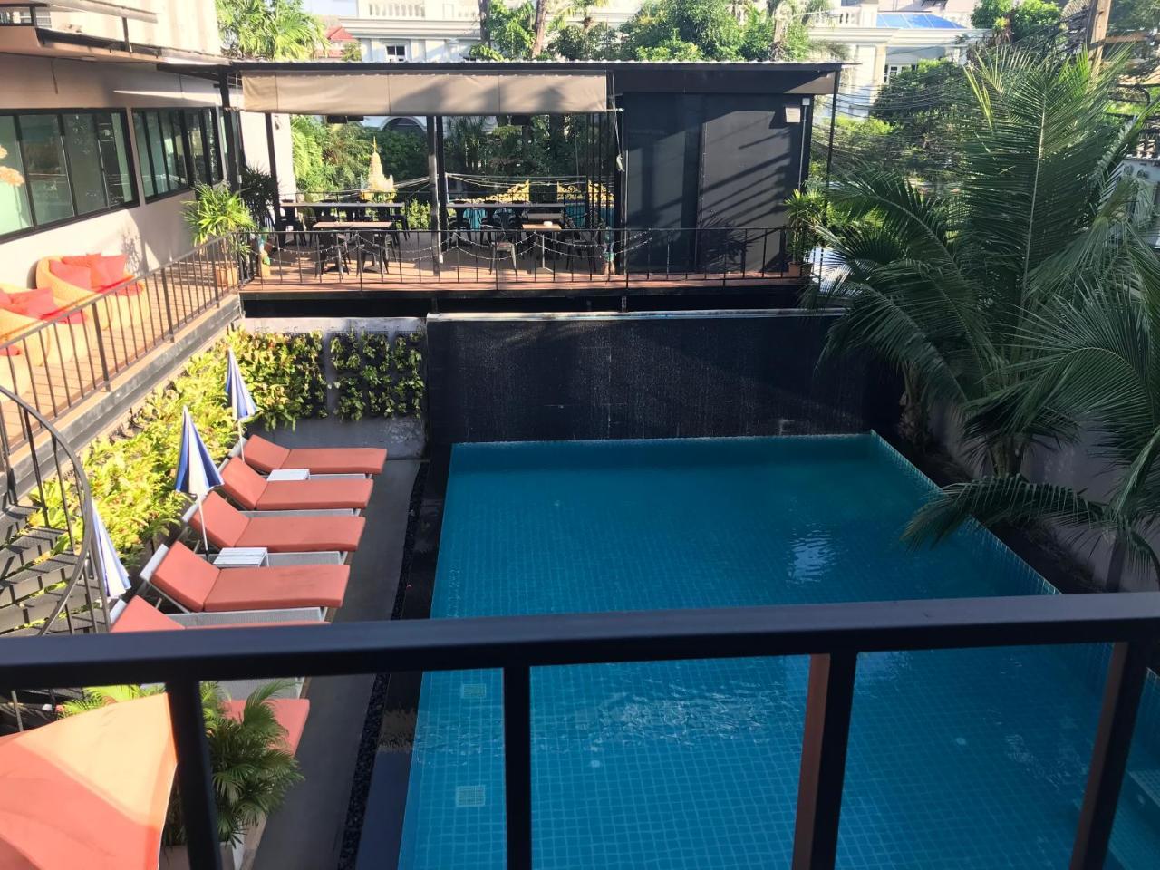 V20 Boutique Jacuzzi Hotel - Sha Extra Plus Bangkok Dış mekan fotoğraf